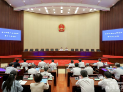 高紀凡受邀在江蘇省人大常委會作專題報告，助力江蘇光儲智慧能源產業走在前